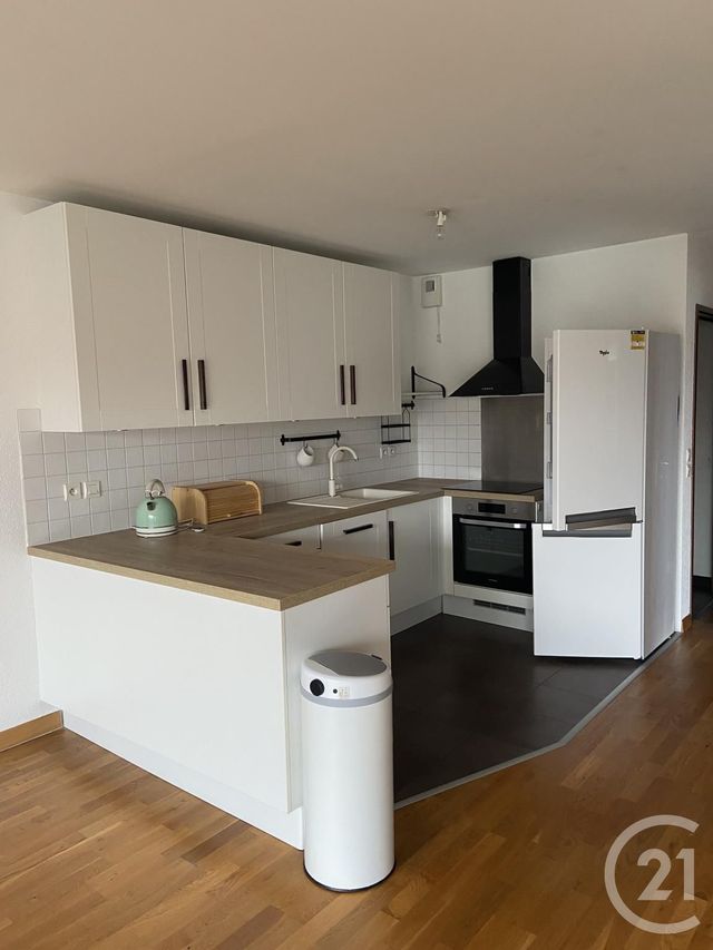 Appartement F4 à louer CESSY