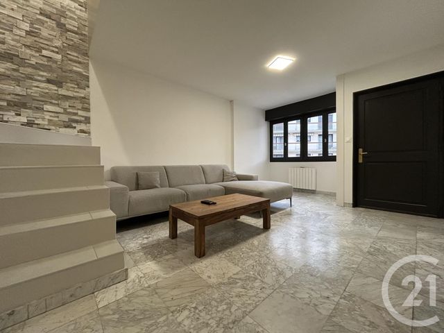 Appartement T5 à louer - 5 pièces - 81.2 m2 - ST JULIEN EN GENEVOIS - 74 - RHONE-ALPES - Century 21 Adl Genevois