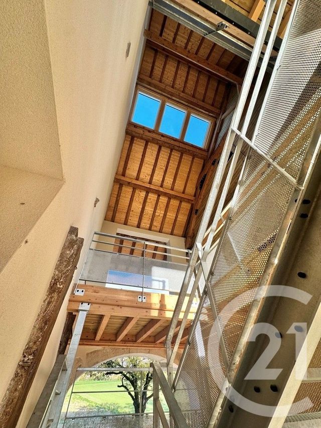 Appartement F3 bis à louer - 5 pièces - 148.04 m2 - PERON - 01 - RHONE-ALPES - Century 21 Adl Genevois