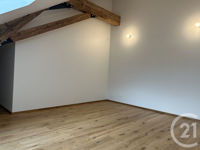 Appartement F3 bis à louer - 5 pièces - 148.04 m2 - PERON - 01 - RHONE-ALPES - Century 21 Adl Genevois