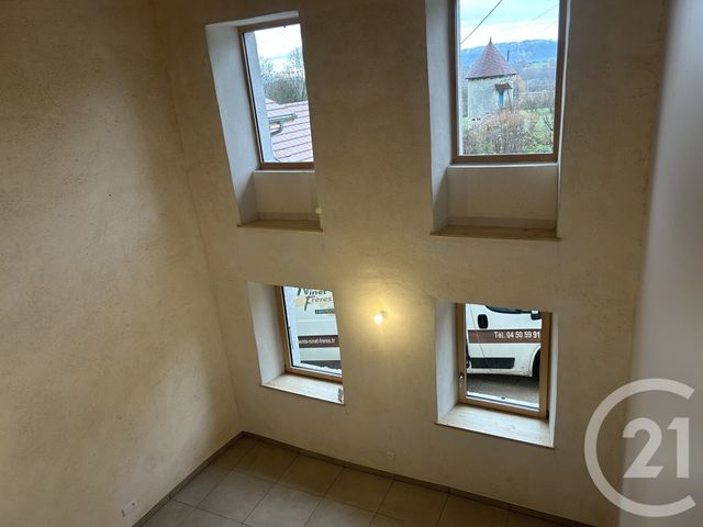 Appartement F3 bis à louer - 3 pièces - 108.38 m2 - PERON - 01 - RHONE-ALPES - Century 21 Adl Genevois