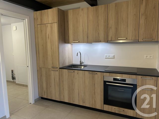 Appartement F3 bis à louer - 3 pièces - 108.38 m2 - PERON - 01 - RHONE-ALPES - Century 21 Adl Genevois