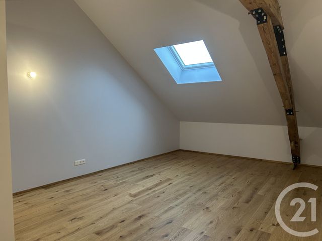 Appartement F3 bis à louer - 3 pièces - 108.38 m2 - PERON - 01 - RHONE-ALPES - Century 21 Adl Genevois