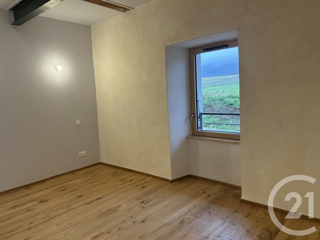 Appartement F3 bis à louer - 3 pièces - 108.38 m2 - PERON - 01 - RHONE-ALPES - Century 21 Adl Genevois