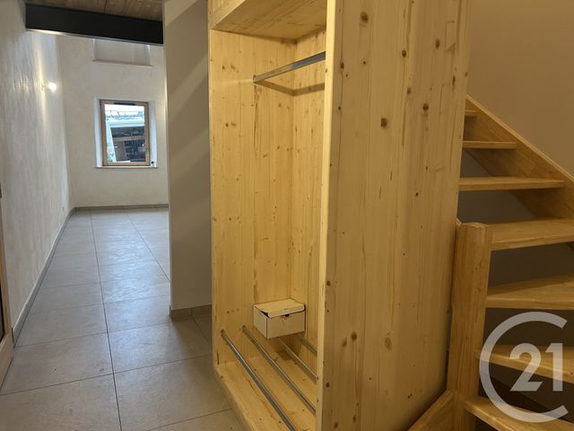 Appartement F3 bis à louer - 3 pièces - 108.38 m2 - PERON - 01 - RHONE-ALPES - Century 21 Adl Genevois