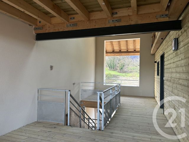 Appartement F2 bis à louer - 3 pièces - 95.72 m2 - PERON - 01 - RHONE-ALPES - Century 21 Adl Genevois