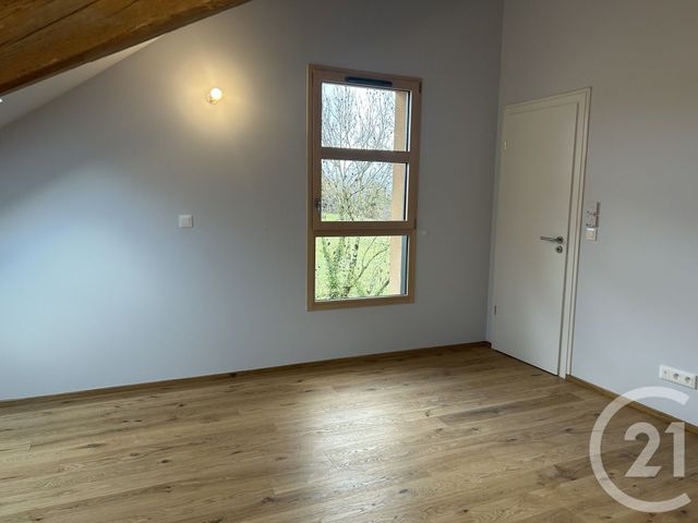 Appartement F2 bis à louer - 3 pièces - 95.72 m2 - PERON - 01 - RHONE-ALPES - Century 21 Adl Genevois