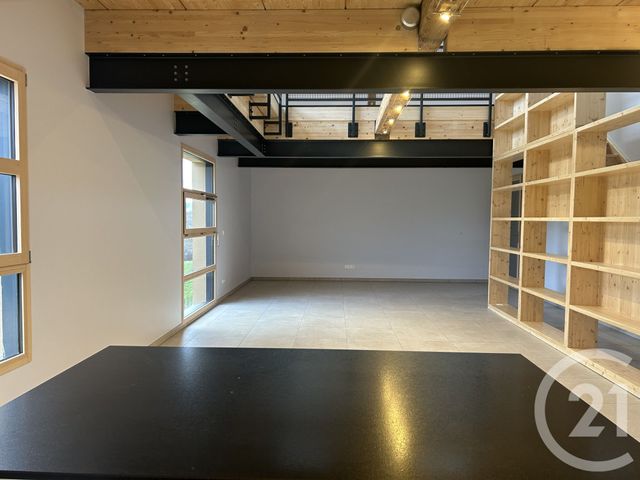 Appartement F2 bis à louer - 3 pièces - 95.72 m2 - PERON - 01 - RHONE-ALPES - Century 21 Adl Genevois