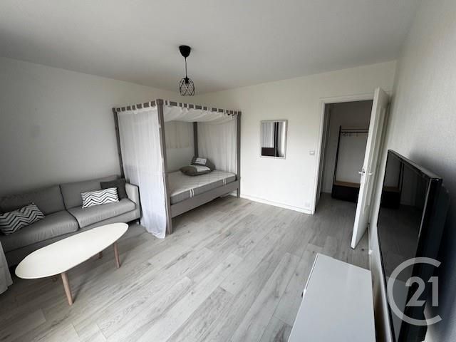 Appartement F1 à louer - 1 pièce - 31.87 m2 - ANNEMASSE - 74 - RHONE-ALPES - Century 21 Adl Genevois
