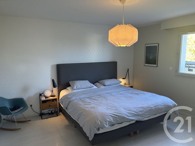 Appartement F4 à louer - 4 pièces - 126.45 m2 - ORNEX - 01 - RHONE-ALPES - Century 21 Adl Genevois