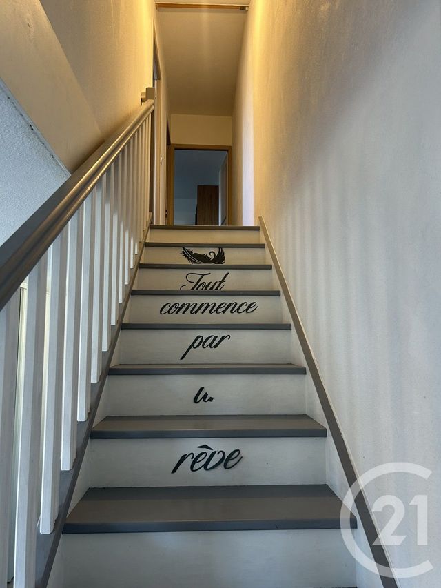 Afficher la photo en grand Appartement F3 à louer - 3 pièces - 65.7 m2 - THOIRY - 01 - RHONE-ALPES - Century 21 Adl Genevois