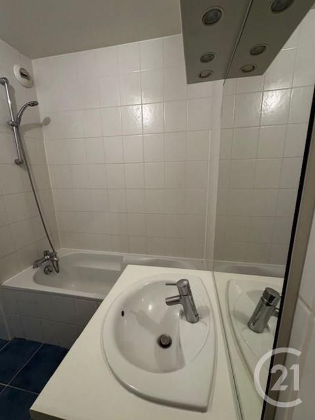 Appartement F3 à vendre - 3 pièces - 83.15 m2 - FERNEY VOLTAIRE - 01 - RHONE-ALPES - Century 21 Adl Genevois