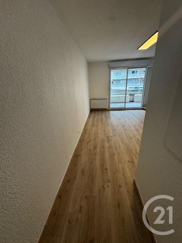 Afficher la photo en grand Appartement F1 bis à louer - 2 pièces - 37.72 m2 - ANNEMASSE - 74 - RHONE-ALPES - Century 21 Adl Genevois