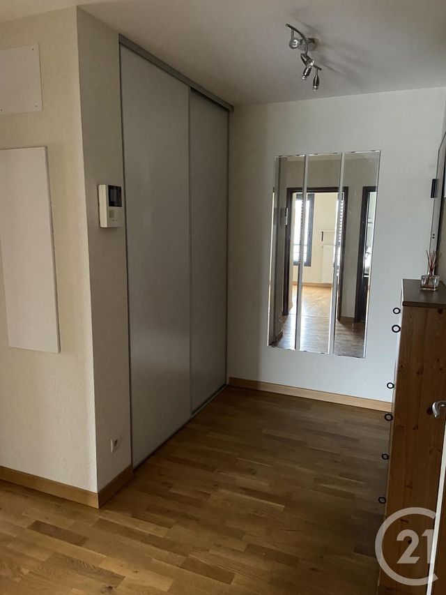 Appartement F4 à louer - 4 pièces - 94.56 m2 - CESSY - 01 - RHONE-ALPES - Century 21 Adl Genevois