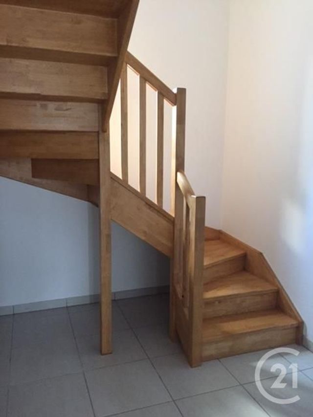 Appartement Duplex à louer - 4 pièces - 93.79 m2 - ECHENEVEX - 01 - RHONE-ALPES - Century 21 Adl Genevois