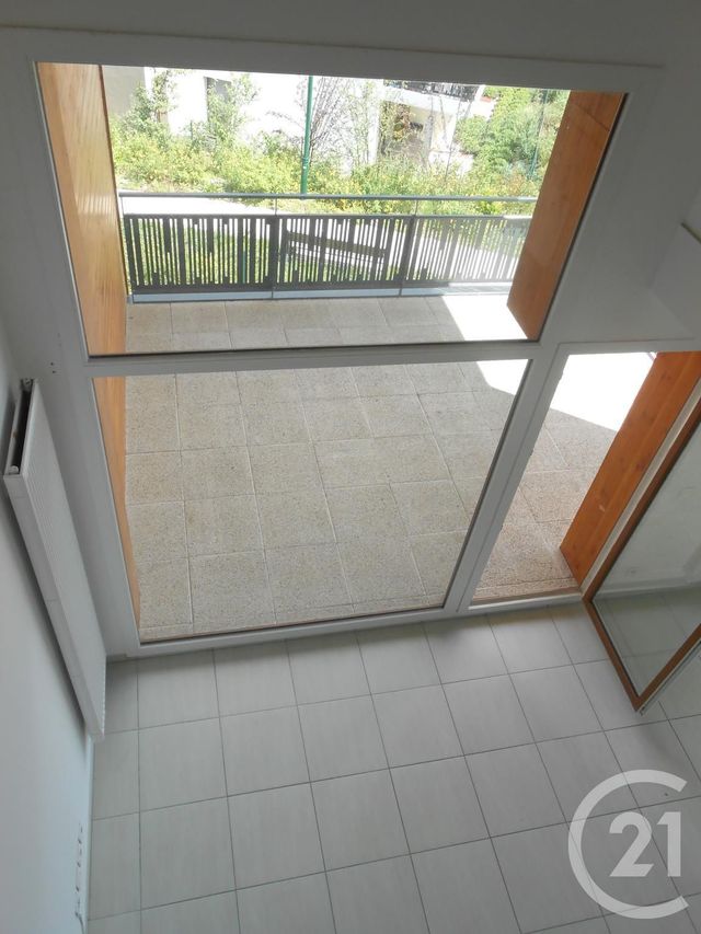 Appartement Duplex à louer - 4 pièces - 93.79 m2 - ECHENEVEX - 01 - RHONE-ALPES - Century 21 Adl Genevois