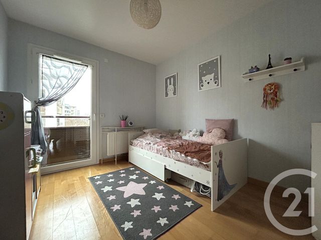 Appartement F3 à louer - 3 pièces - 77.29 m2 - ST JULIEN EN GENEVOIS - 74 - RHONE-ALPES - Century 21 Adl Genevois