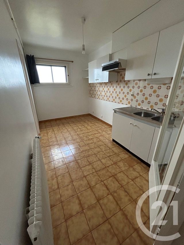 Appartement F2 à louer - 2 pièces - 67.39 m2 - ANNEMASSE - 74 - RHONE-ALPES - Century 21 Adl Genevois