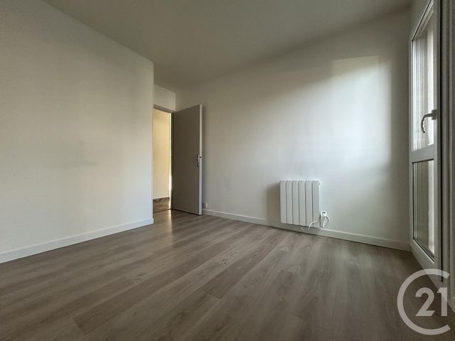 Appartement F2 à louer - 2 pièces - 52.12 m2 - VALLEIRY - 74 - RHONE-ALPES - Century 21 Adl Genevois