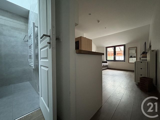 Appartement F1 à louer - 1 pièce - 19.6 m2 - ARCHAMPS - 74 - RHONE-ALPES - Century 21 Adl Genevois