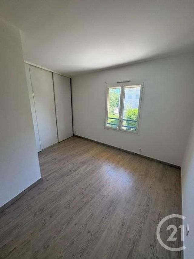 Appartement F5 à louer - 4 pièces - 87.0 m2 - ST JULIEN EN GENEVOIS - 74 - RHONE-ALPES - Century 21 Adl Genevois