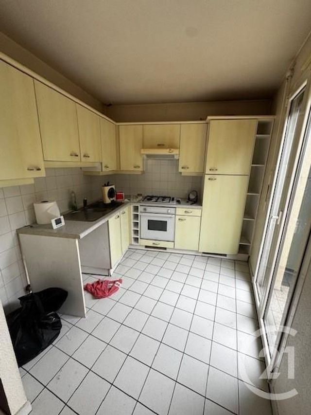 Appartement F5 à louer - 4 pièces - 87.0 m2 - ST JULIEN EN GENEVOIS - 74 - RHONE-ALPES - Century 21 Adl Genevois