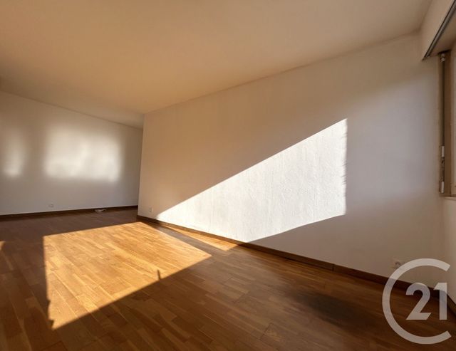 Appartement F2 à louer - 2 pièces - 50.99 m2 - ST JULIEN EN GENEVOIS - 74 - RHONE-ALPES - Century 21 Adl Genevois