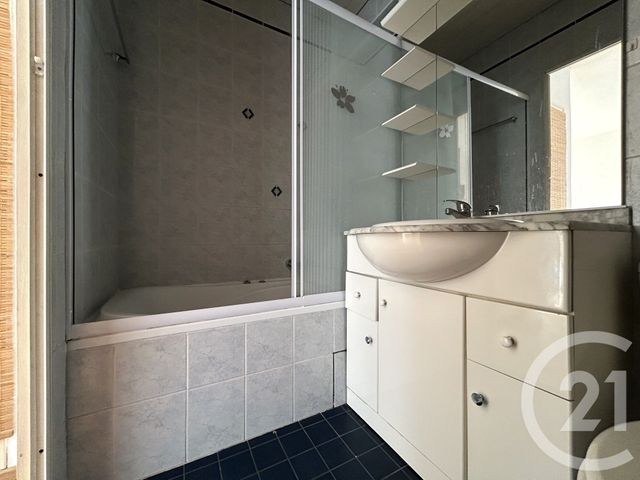 Appartement F2 à louer - 2 pièces - 50.99 m2 - ST JULIEN EN GENEVOIS - 74 - RHONE-ALPES - Century 21 Adl Genevois