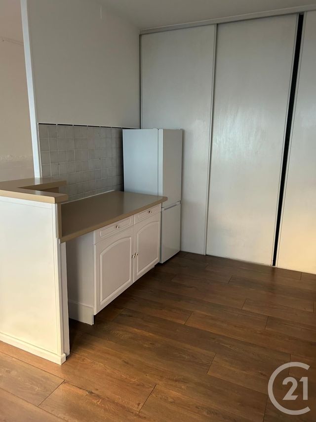 Appartement F3 à louer - 3 pièces - 78.5 m2 - ANNEMASSE - 74 - RHONE-ALPES - Century 21 Adl Genevois