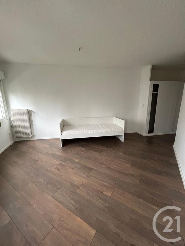 Appartement F3 à louer - 3 pièces - 78.5 m2 - ANNEMASSE - 74 - RHONE-ALPES - Century 21 Adl Genevois