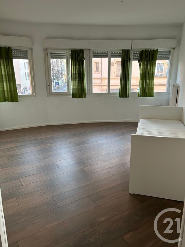 Appartement F3 à louer - 3 pièces - 78.5 m2 - ANNEMASSE - 74 - RHONE-ALPES - Century 21 Adl Genevois