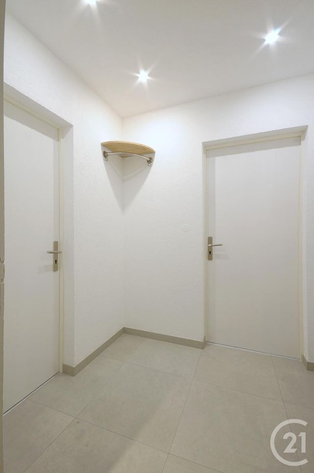 Appartement F1 à louer - 1 pièce - 28.35 m2 - GAILLARD - 74 - RHONE-ALPES - Century 21 Adl Genevois