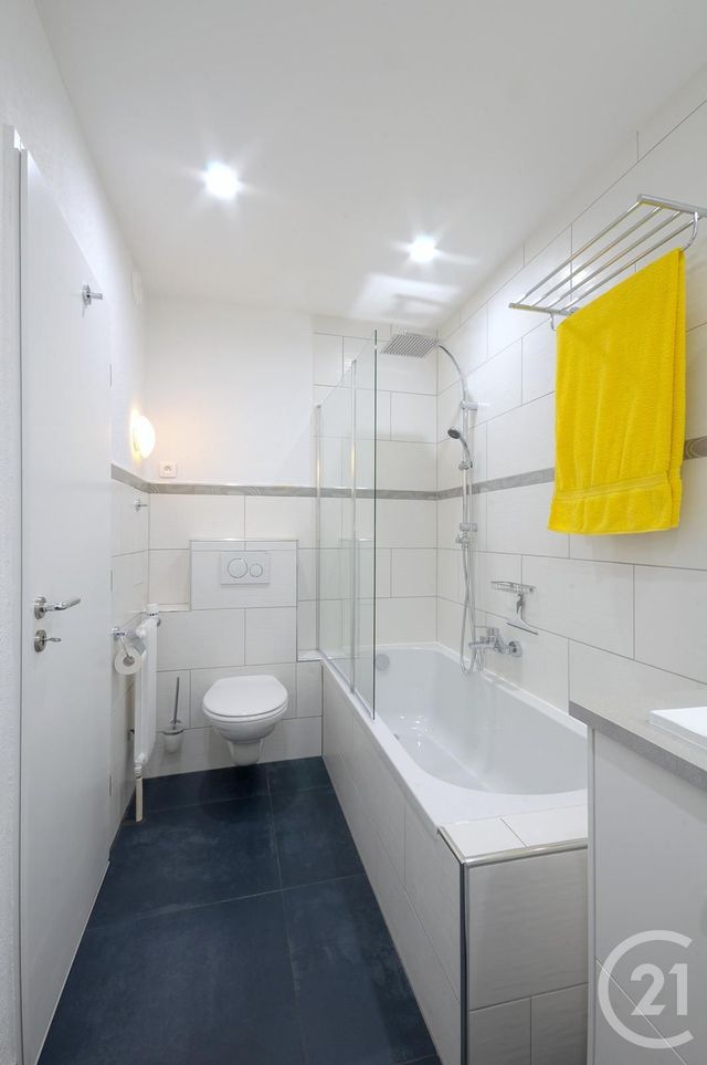 Appartement F1 à louer - 1 pièce - 28.35 m2 - GAILLARD - 74 - RHONE-ALPES - Century 21 Adl Genevois