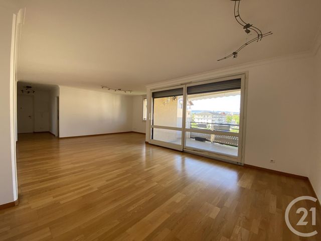 Appartement F5 à louer - 5 pièces - 139.42 m2 - ST JULIEN EN GENEVOIS - 74 - RHONE-ALPES - Century 21 Adl Genevois