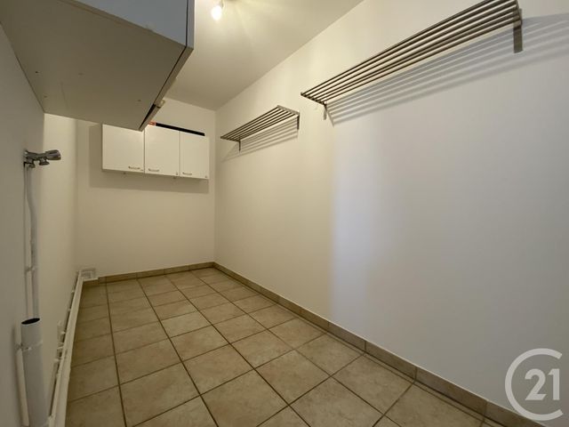 Appartement F5 à louer - 5 pièces - 139.42 m2 - ST JULIEN EN GENEVOIS - 74 - RHONE-ALPES - Century 21 Adl Genevois