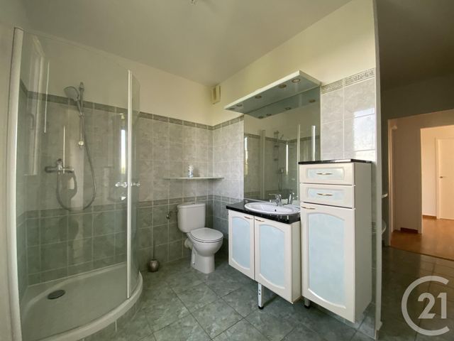 Appartement F5 à louer - 5 pièces - 139.42 m2 - ST JULIEN EN GENEVOIS - 74 - RHONE-ALPES - Century 21 Adl Genevois