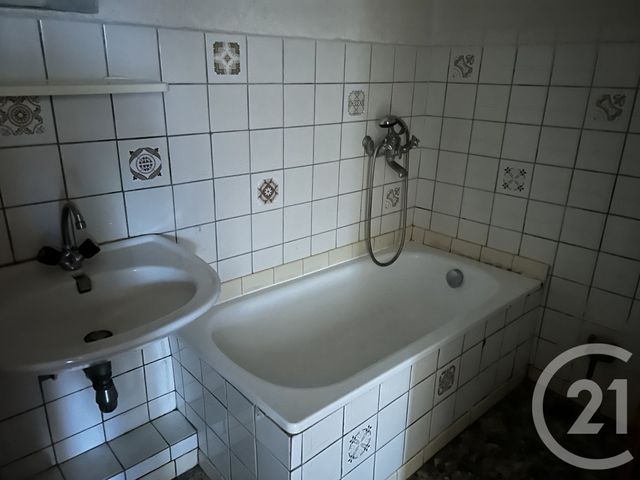 Appartement T2 à louer - 2 pièces - 52.25 m2 - LA MURAZ - 74 - RHONE-ALPES - Century 21 Adl Genevois