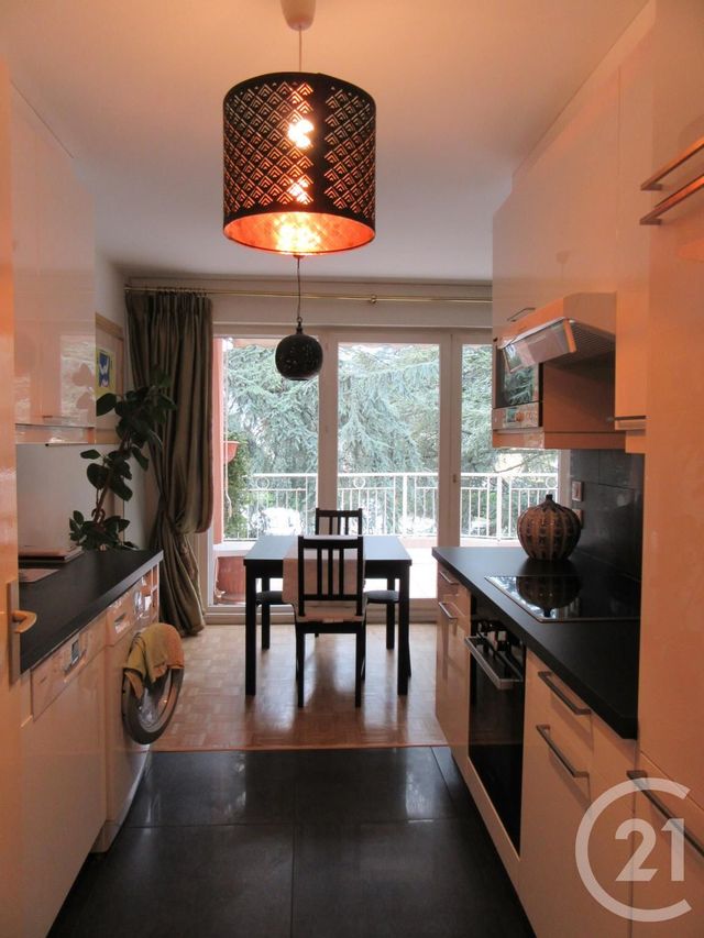 Appartement F3 à louer - 3 pièces - 68.4 m2 - ST JULIEN EN GENEVOIS - 74 - RHONE-ALPES - Century 21 Adl Genevois