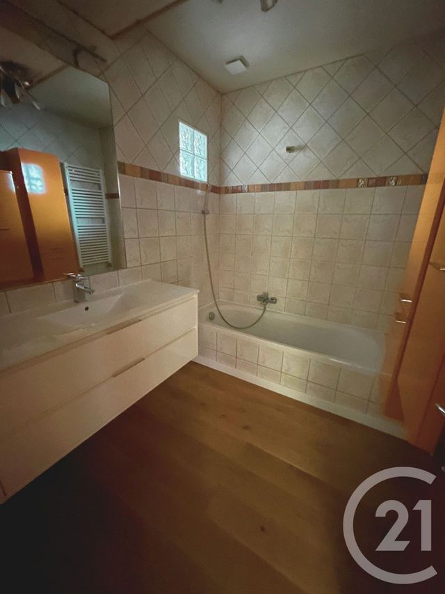 Appartement F4 à louer - 4 pièces - 75.19 m2 - ANNEMASSE - 74 - RHONE-ALPES - Century 21 Adl Genevois