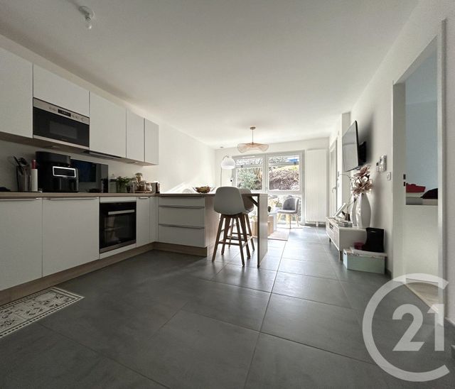 Appartement F2 à louer PRESILLY