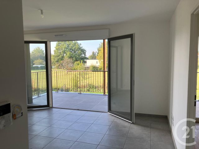 Appartement F2 à louer - 2 pièces - 43.26 m2 - ORNEX - 01 - RHONE-ALPES - Century 21 Adl Genevois