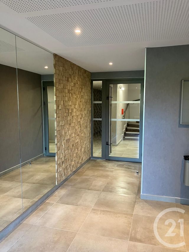 Appartement F2 à louer - 2 pièces - 43.26 m2 - ORNEX - 01 - RHONE-ALPES - Century 21 Adl Genevois