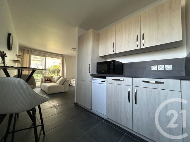 Appartement T1 à louer - 1 pièce - 38.02 m2 - ST JULIEN EN GENEVOIS - 74 - RHONE-ALPES - Century 21 Adl Genevois