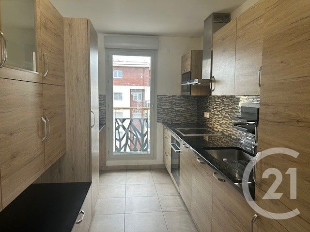 Appartement F4 à louer - 4 pièces - 87.74 m2 - FERNEY VOLTAIRE - 01 - RHONE-ALPES - Century 21 Adl Genevois