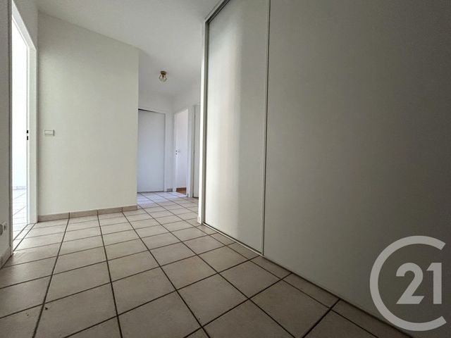 Appartement T3 à louer - 3 pièces - 66.71 m2 - ST JULIEN EN GENEVOIS - 74 - RHONE-ALPES - Century 21 Adl Genevois