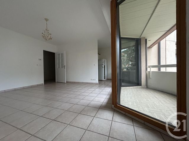 Appartement T3 à louer - 3 pièces - 66.71 m2 - ST JULIEN EN GENEVOIS - 74 - RHONE-ALPES - Century 21 Adl Genevois