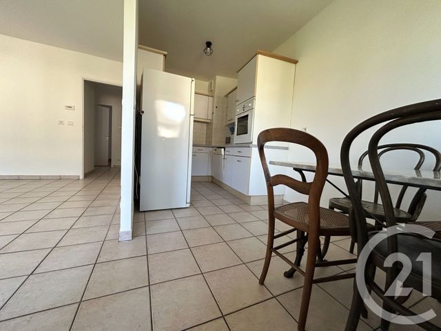 Appartement T3 à louer - 3 pièces - 66.71 m2 - ST JULIEN EN GENEVOIS - 74 - RHONE-ALPES - Century 21 Adl Genevois