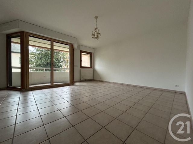 Appartement T3 à louer - 3 pièces - 66.71 m2 - ST JULIEN EN GENEVOIS - 74 - RHONE-ALPES - Century 21 Adl Genevois