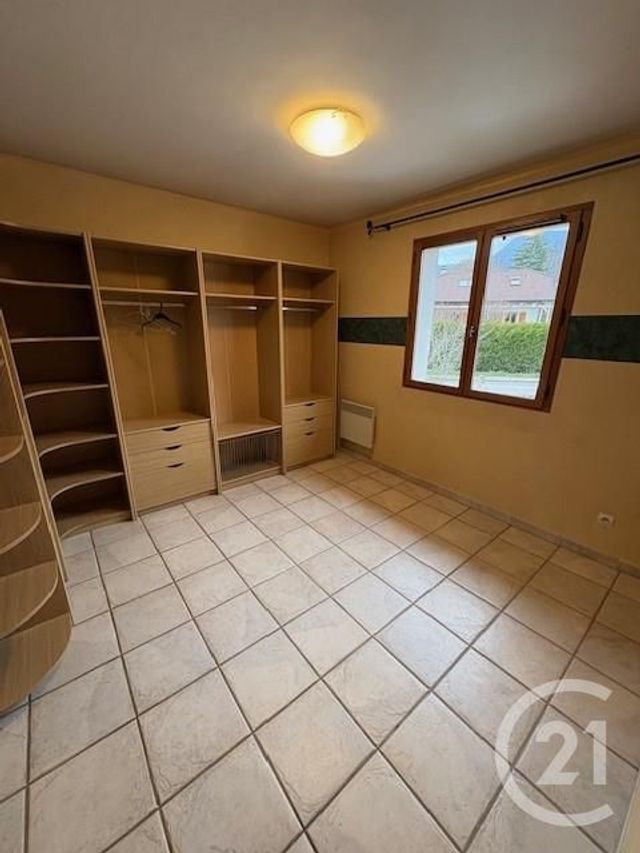 maison à louer - 5 pièces - 114.0 m2 - FILLINGES - 74 - RHONE-ALPES - Century 21 Adl Genevois