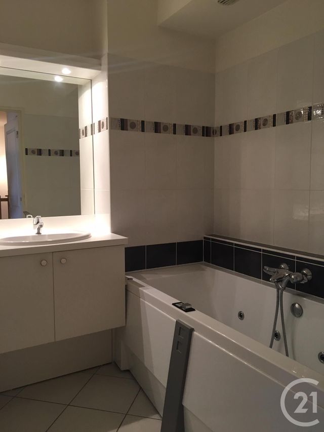 Appartement Duplex à louer - 4 pièces - 107.56 m2 - BEAUMONT - 74 - RHONE-ALPES - Century 21 Adl Genevois